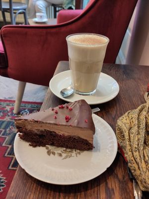 Chocolate cake and chai latte ♥️😍 at KLUTS in Utrecht
