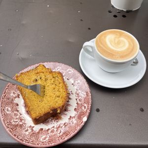 Pumpkin tart and cappuccino   at KLUTS in Utrecht