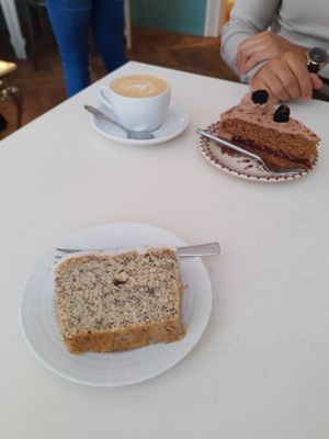 Cake at KLUTS in Utrecht
