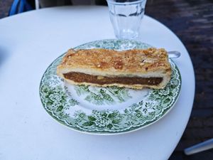 Walnut Cake at KLUTS in Utrecht