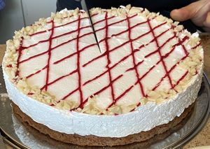 White chocolate mousse pie: quite good. It tastes a bit like taai taai with whipped cream  at KLUTS in Utrecht