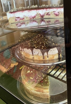 Pies Friday 5 July 2024: cherry/white choco mousse (the best!), praliné mousse and pistachio cheesecake (weird flavour and too firm cheese layer) at KLUTS in Utrecht