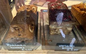 Friday 9 August 2024. The blueberry banana cake was too dry  at KLUTS in Utrecht