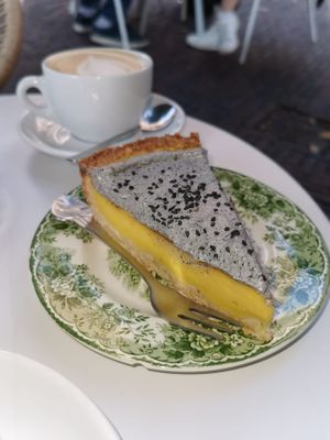 Mango and black sesame, one of my favorites. at KLUTS in Utrecht