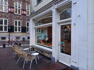 Front of the bakery at KLUTS in Utrecht