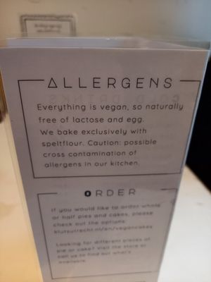 Everything is vegan 💚 at KLUTS in Utrecht