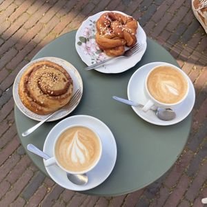 Hazelnuts and cinnamon buns  at KLUTS in Utrecht