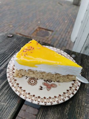 White Chocolate and Passionfruit at KLUTS in Utrecht