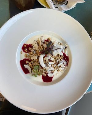 Frühstücksbowl at Bistro La Bouchée in Chemnitz