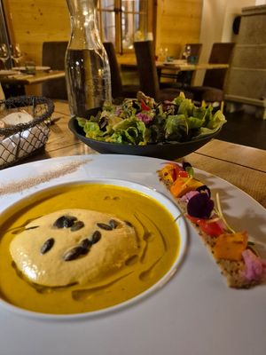 Butternut soup and salad at Le Vieux Chalet in Champery