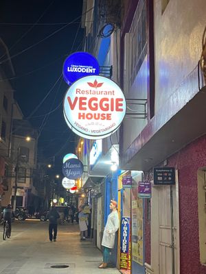  at Veggie House in Puno