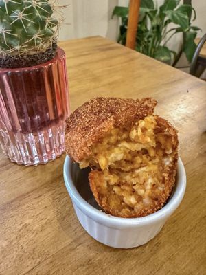 Supplì with risotto, vegan mozzarella and lentil bolognaise   at A Gogò Pizzabar  in Mallorca