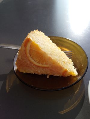 Bizcocho de 🍊 at La Madriguera in Bilbao