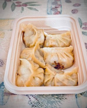 Veggie Dumpling 自家製手工素煎餃子🥟 (Photo by Iris Lau) at HeyVegi 僖 in Kowloon