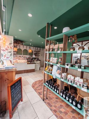 Inside at ROSEMARY - Salon de patisserie in Nantes
