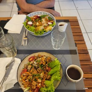 Vietnamese salad + West Indies salad at Bwa Delice in Saint Denis