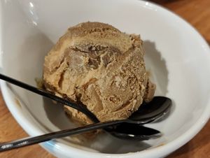 Caramel ice cream, good too at Real Food 真食 in Penang