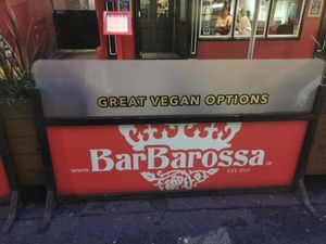 Ils mettent en avant leurs plats vegans at BarBarossa - Oliver Plunkett Street in Cork
