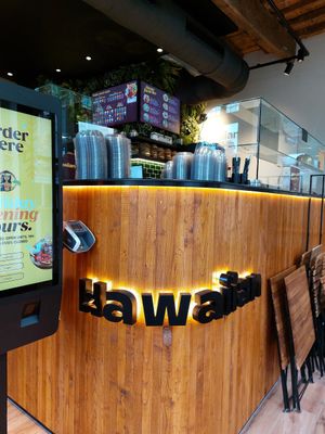  at Hawaiian Poké Bowl - Gent Kraanlei  in Ghent