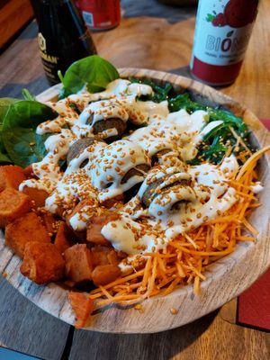  at Hawaiian Poké Bowl - Gent Kraanlei  in Ghent