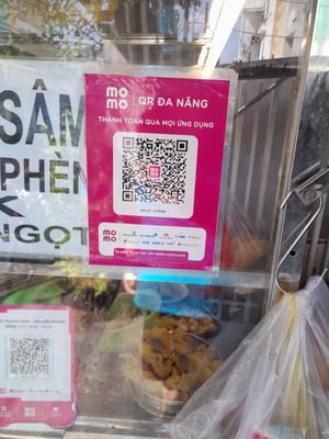 You can pay by bank transfer at Hủ Tiếu Chay Thiên Duyên in Ho Chi Minh City