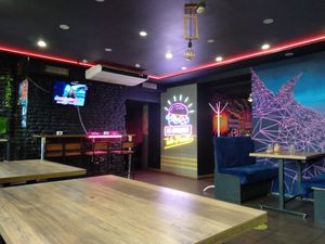  at Falafel King in St Petersburg