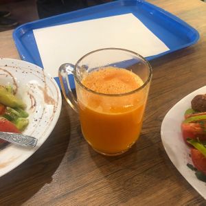 0,5 fresh pressed orange juice - 150 rub at Falafel King in St Petersburg