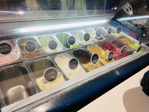 3 vegan flavors: guanabana, blackberry, passionfruit  at Galapagos Deli in Puerto Ayora