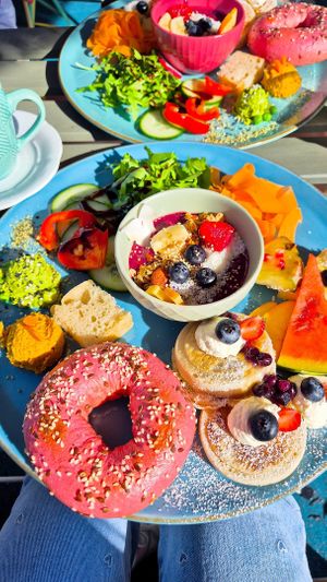  at Waui Maui Café in Voecklabruck