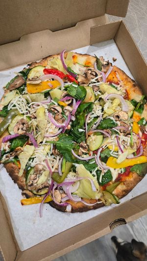 Vegan pizza with gf crust at Fratello's Ristorante & Pizzeria in Idyllwild