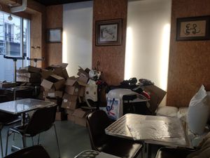 Dining room at Toutofu in Paris