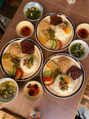 Vegan broken rice for weekend special at Muoi Me Vegetarian & Vegan in Hoi An