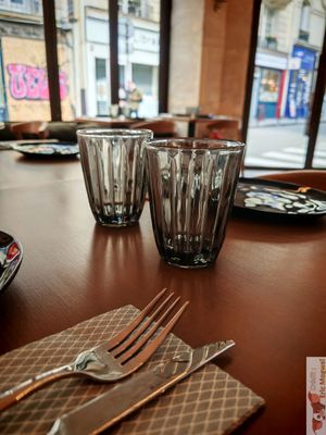 Table at Maora Restaurant - Batignolles in Paris