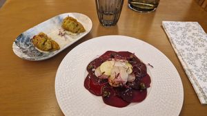 Gyoza Mr Bean et Carpaccio. at Maora Restaurant - Batignolles in Paris