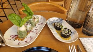 Eden roll et Mosaïque Rolls at Maora Restaurant - Batignolles in Paris