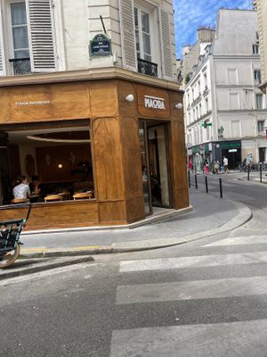  at Maora Restaurant - Batignolles in Paris