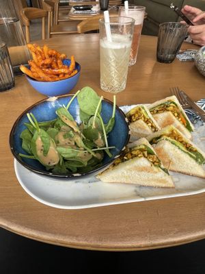 LE TO FU  at Maora Restaurant - Batignolles in Paris