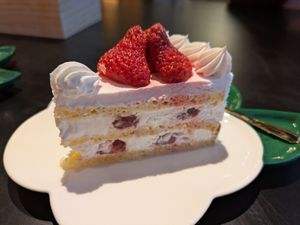 Strawberry cake at UNO RAMEN - Sanjo in Kyoto