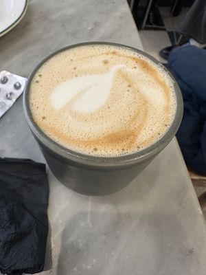 Capuchino excelente  at Dopa Café in Madrid