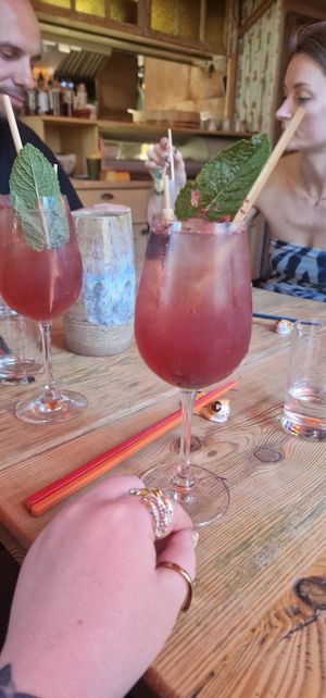 Lychee spritz at Ryžių Jūra in Vilnius
