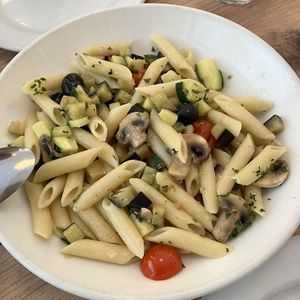 Pasta penne con verduras  at Capriccio Italiano in Merida