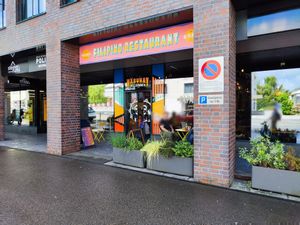 Exterior at Papa Oro's in Bremgarten