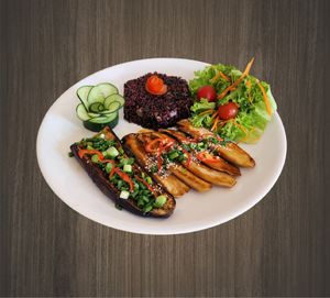 Eggplants Teriyaki and Japanese Mushrooms chinese style at Samlee's Garden in Pakxe