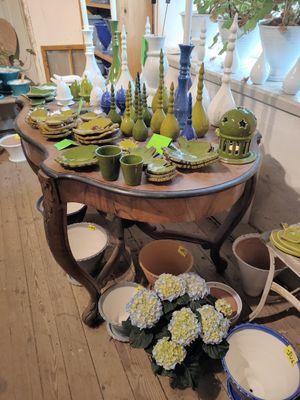 The ceramic store at Sturehofs Slottscafé in Norsborg