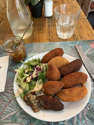 My starter plate with a selection of all dishes   at Vêjé Viver Bem  in Nice