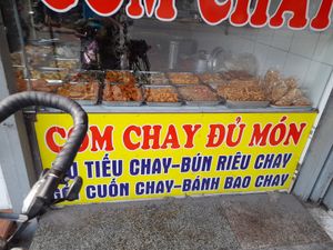 The large vegan com chay stall at Du Món in Ho Chi Minh City