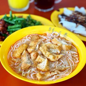 Laksa at Kwan Tzi Zhai Vegetarian Cuisine 觀自齋 - Geylang in Central Singapore