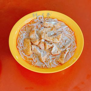 Laksa at Kwan Tzi Zhai Vegetarian Cuisine 觀自齋 - Geylang in Central Singapore