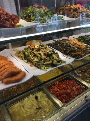 different veggies and mock meat at Kwan Tzi Zhai Vegetarian Cuisine 觀自齋 - Geylang in Central Singapore
