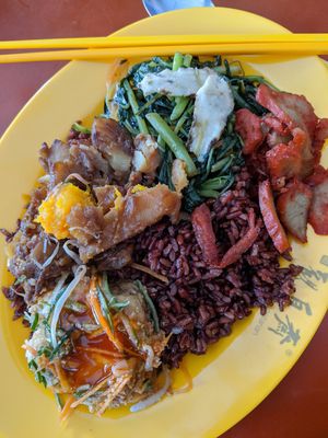 Brown rice with 4 options at Kwan Tzi Zhai Vegetarian Cuisine 觀自齋 - Geylang in Central Singapore